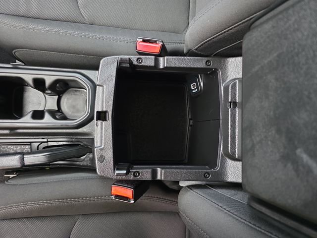 Used 2023 Jeep Wrangler Unlimited w/ Cold Weather Group image 24