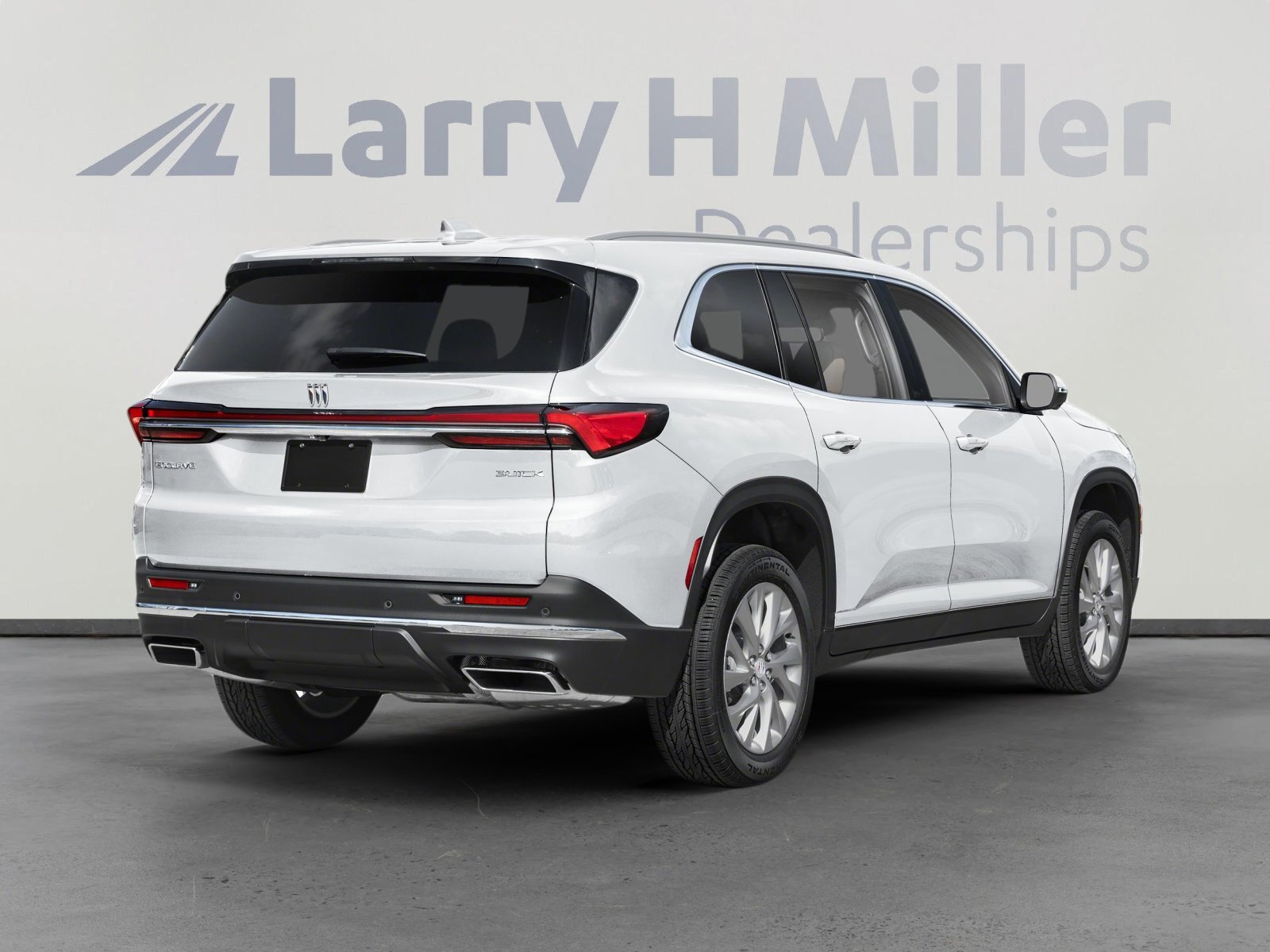 Used 2025 Buick Enclave Preferred FWD image 3