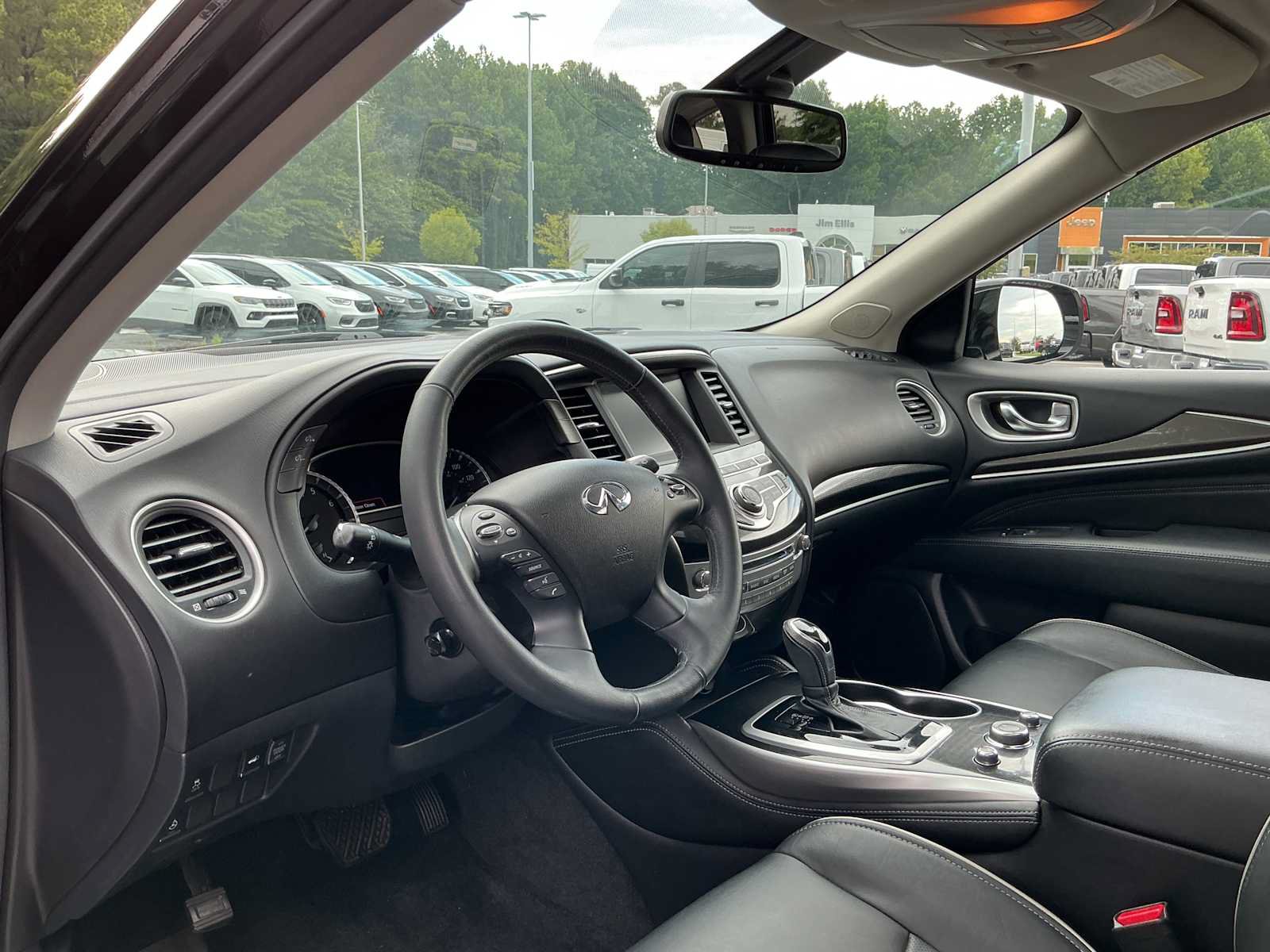 Used 2017 INFINITI QX60 FWD w/ Premium Plus Package image 16