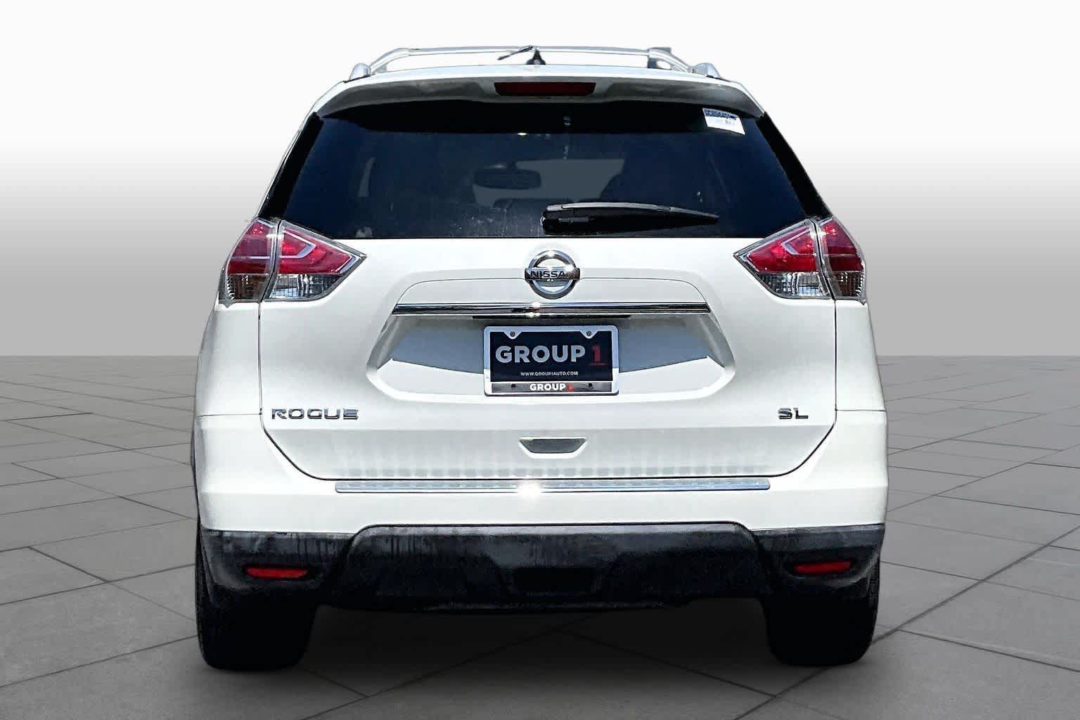 Used 2016 Nissan Rogue SL w/ SL Premium Package FWD image 5