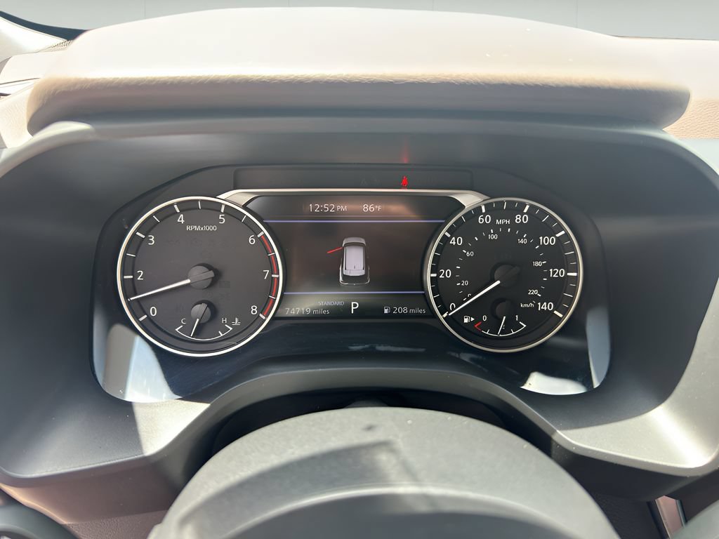 Used 2023 Nissan Rogue SV FWD image 31