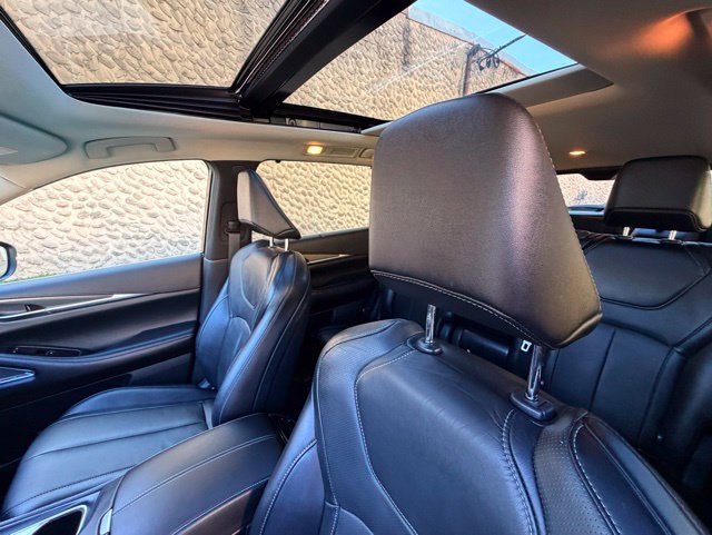 Used 2024 INFINITI QX60 Luxe w/ Vision Package AWD/4WD image 15