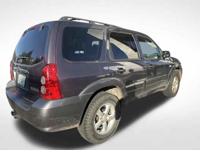 Used 2005 MAZDA Tribute s w/ Package 2 AWD/4WD image 2