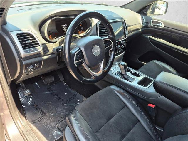 Used 2021 Jeep Grand Cherokee Laredo X AWD/4WD image 9