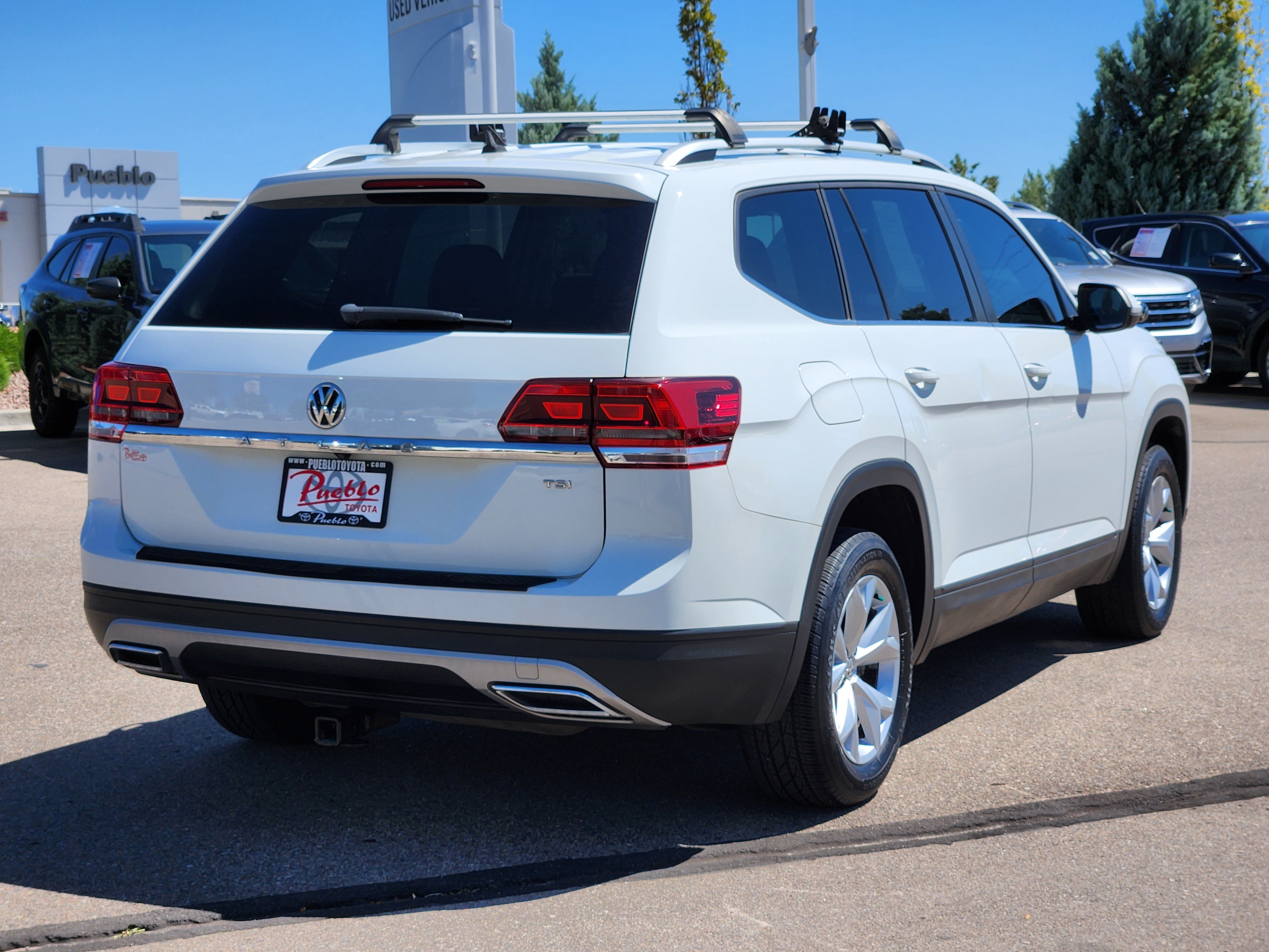 Used 2018 Volkswagen Atlas S FWD image 3