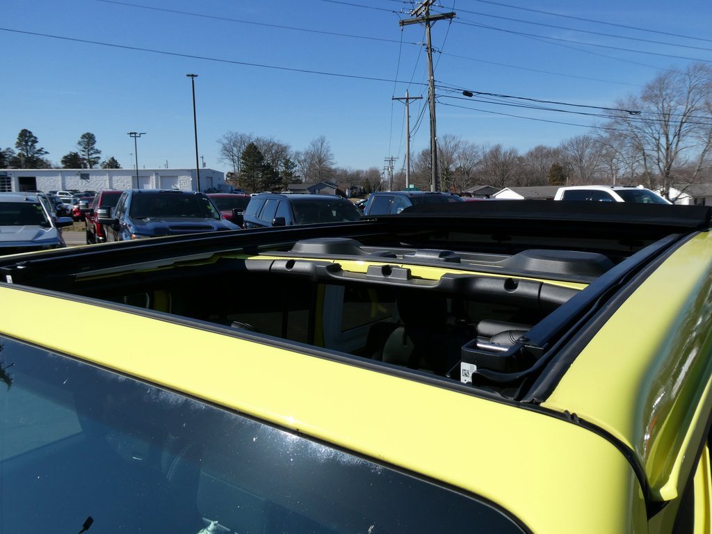 Used 2023 Jeep Wrangler Unlimited Sahara w/ Cold Weather Group image 24