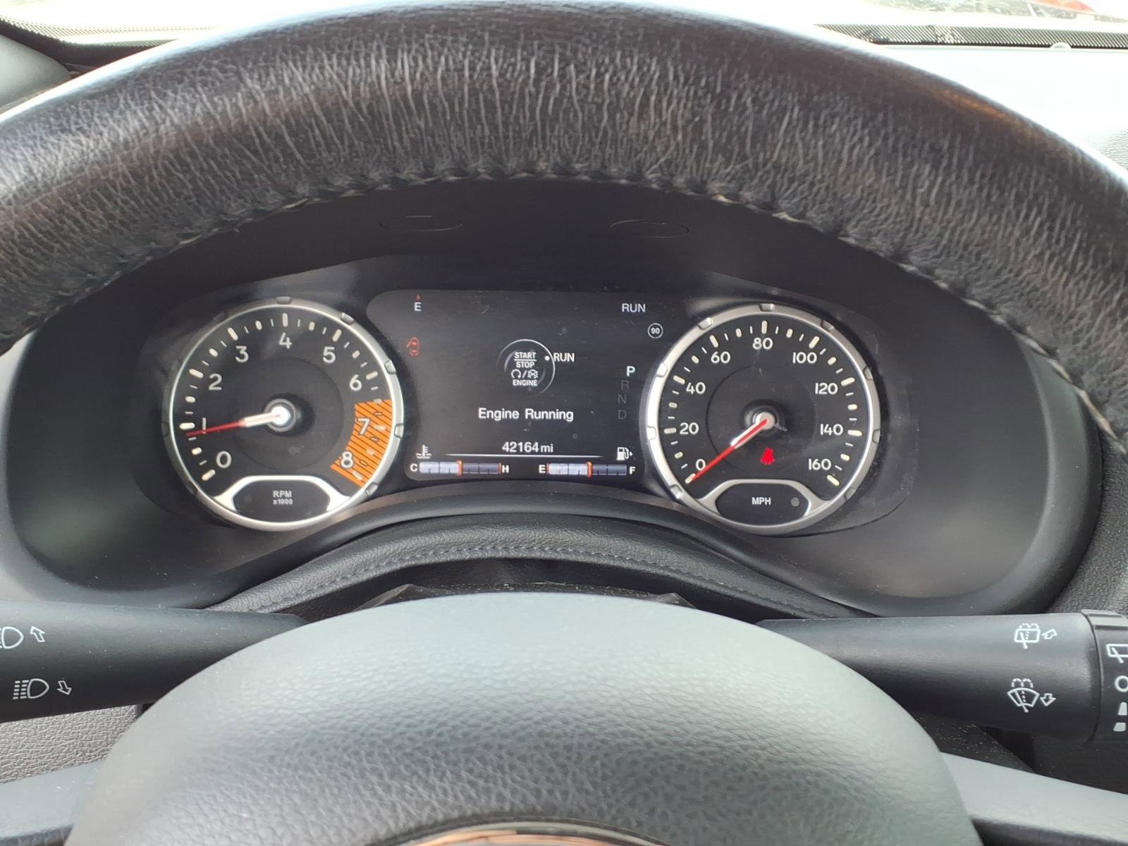 Used 2020 Jeep Renegade Limited w/ Safety and Security Group FWD image 21
