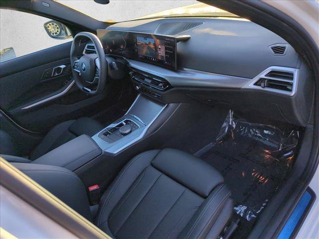 Used 2025 BMW 330i Sedan w/ M Sport Package RWD image 18