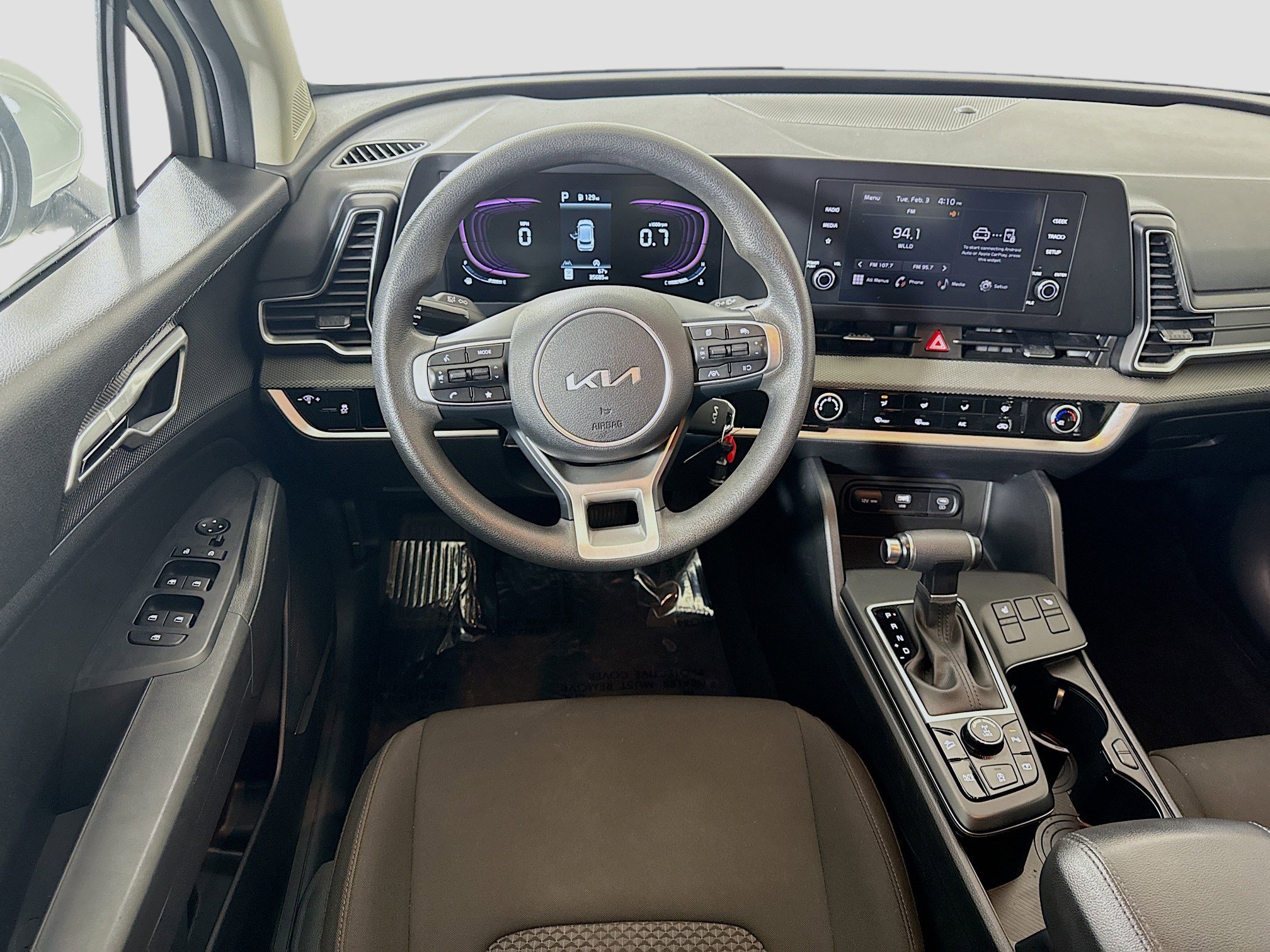 Used 2023 Kia Sportage LX image 17