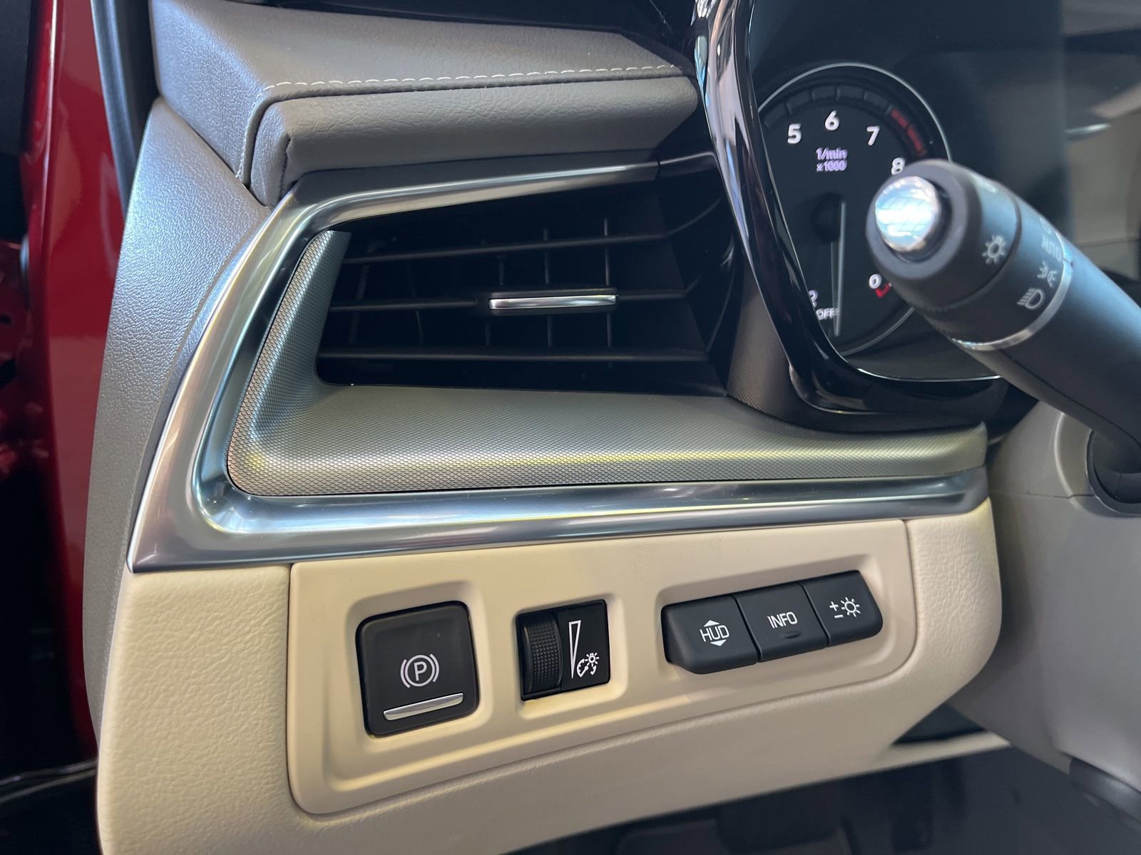 New 2026 Cadillac XT5 Premium Luxury w/ Driver Assist Package image 30