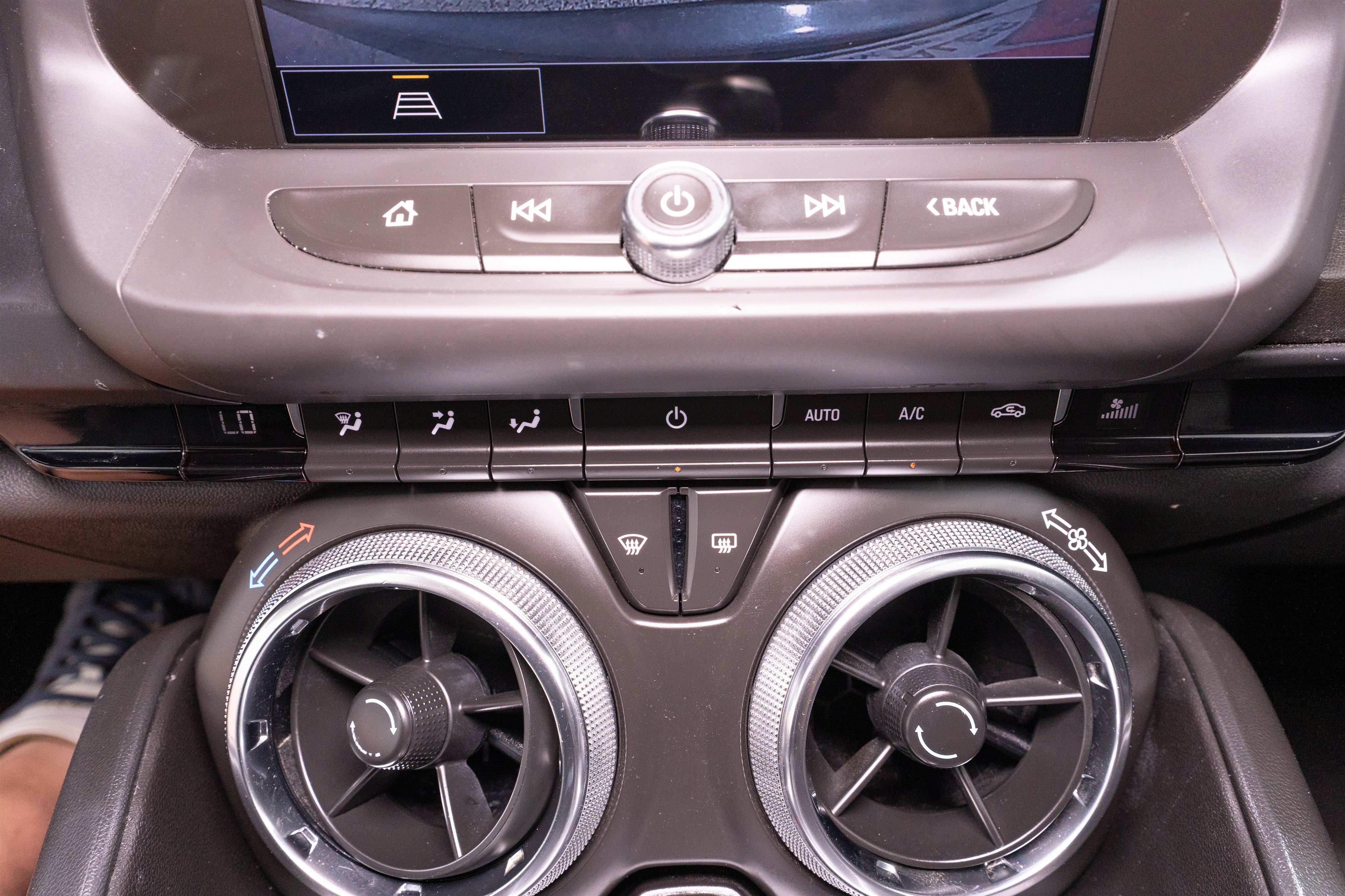 Used 2021 Chevrolet Camaro LT w/ RS Package RWD image 21