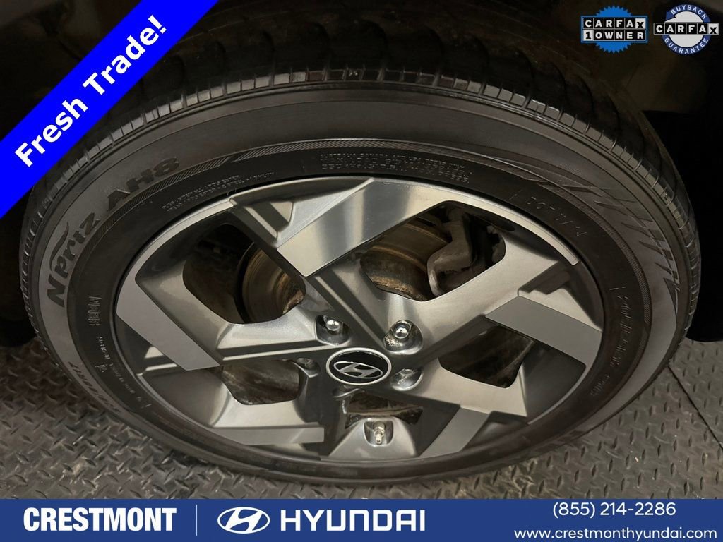 Certified 2023 Hyundai Venue SEL FWD image 19