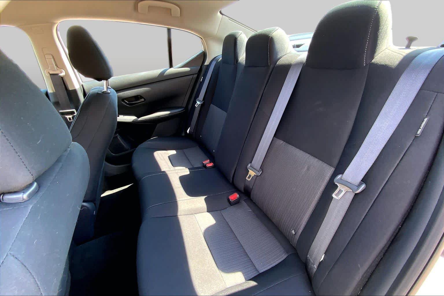 Used 2024 Nissan Sentra SV FWD image 19