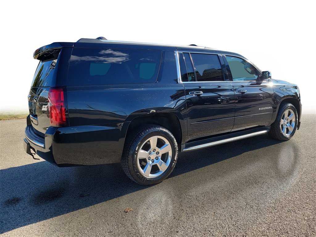 Used 2017 Chevrolet Suburban Premier image 4