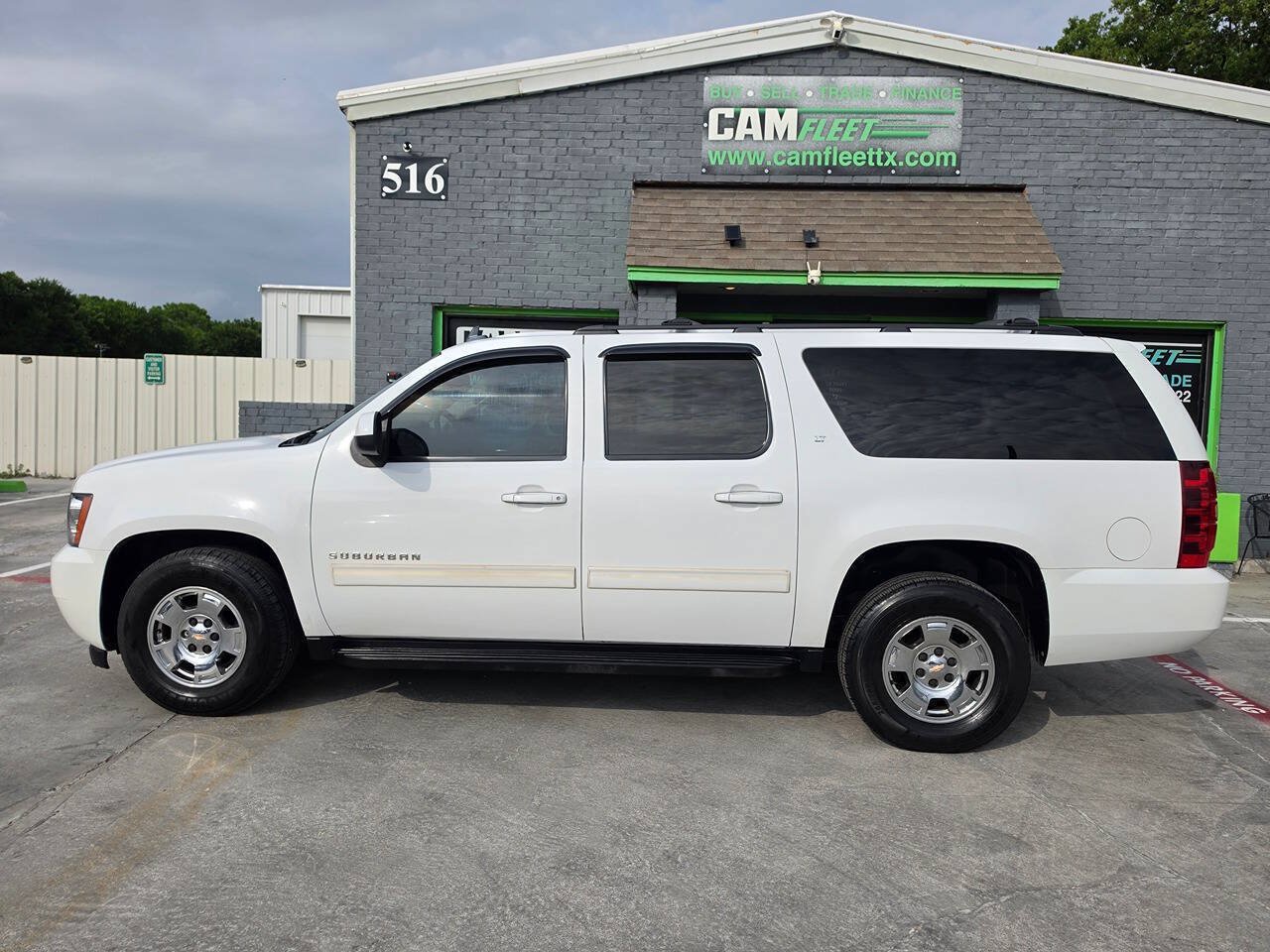 Used 2012 Chevrolet Suburban LT AWD/4WD image 18