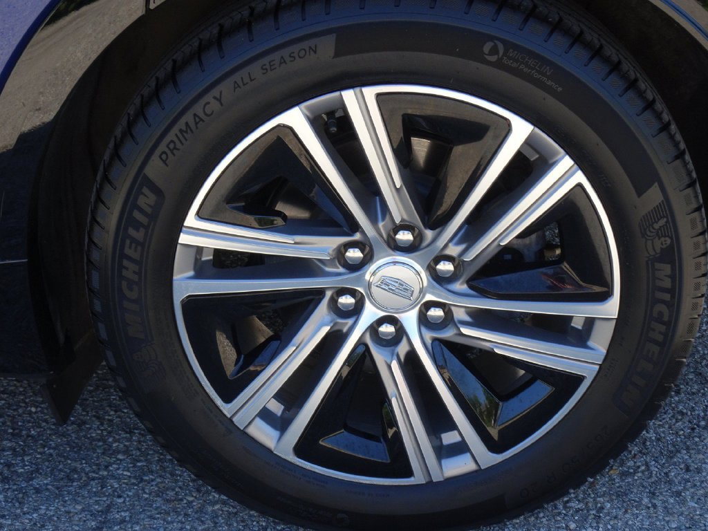 Certified 2024 Cadillac Lyriq Luxury w/ LPO, Floor Liner Package AWD/4WD image 22