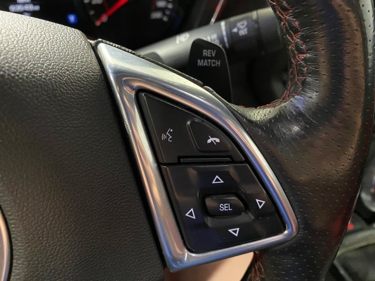 Used 2016 Chevrolet Camaro SS RWD image 13