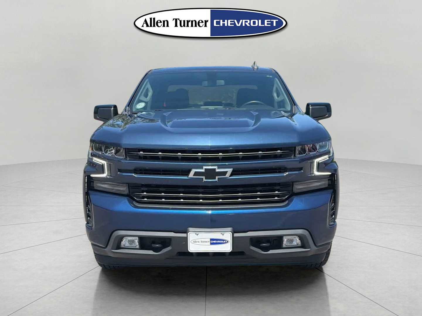 Used 2022 Chevrolet Silverado 1500 RST w/ Z71 Off-Road Package AWD/4WD image 2