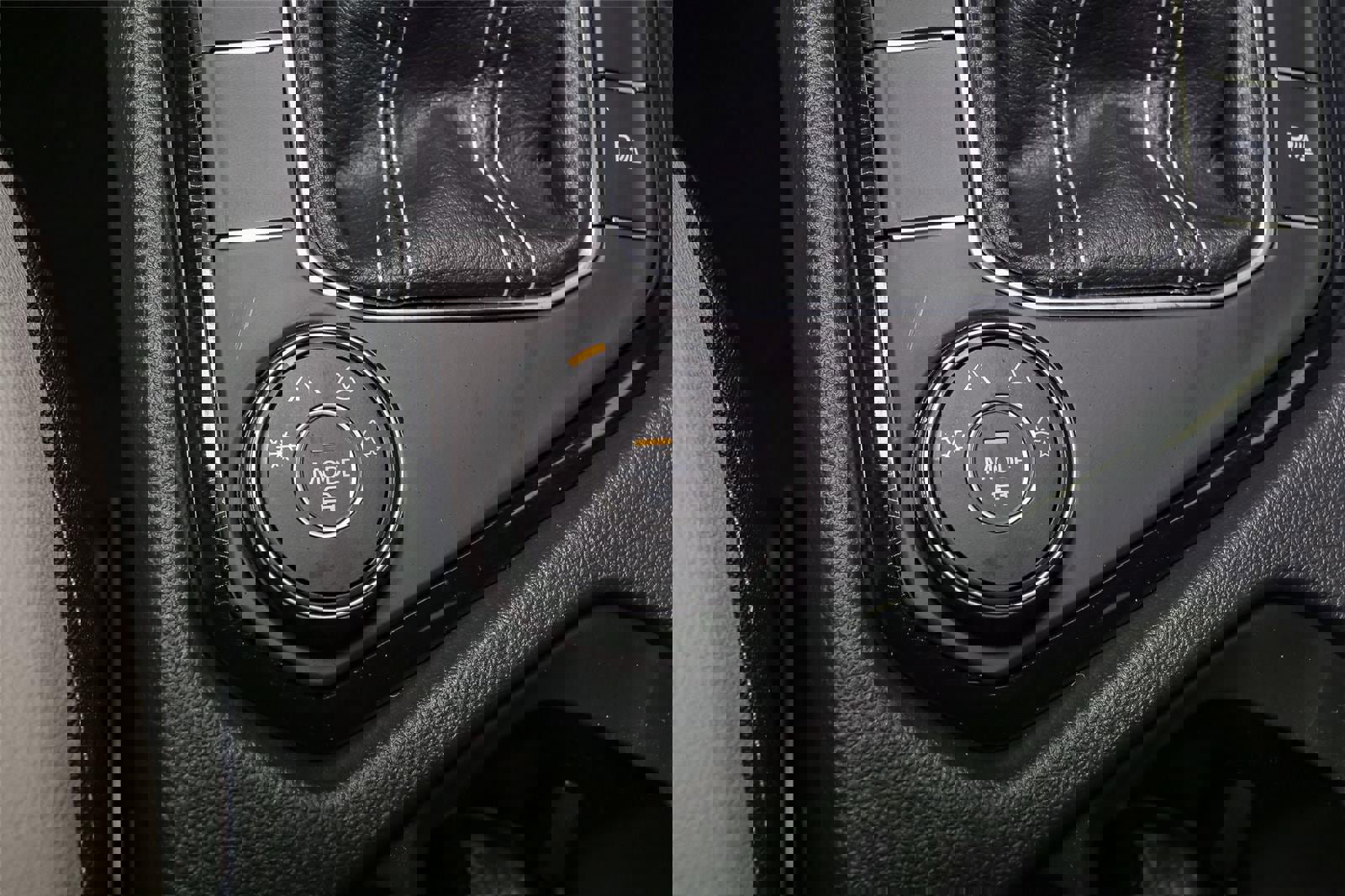 New 2025 Volkswagen Taos SE image 22