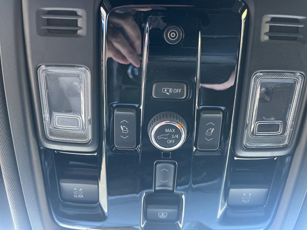 New 2026 Chevrolet Tahoe High Country AWD/4WD image 25