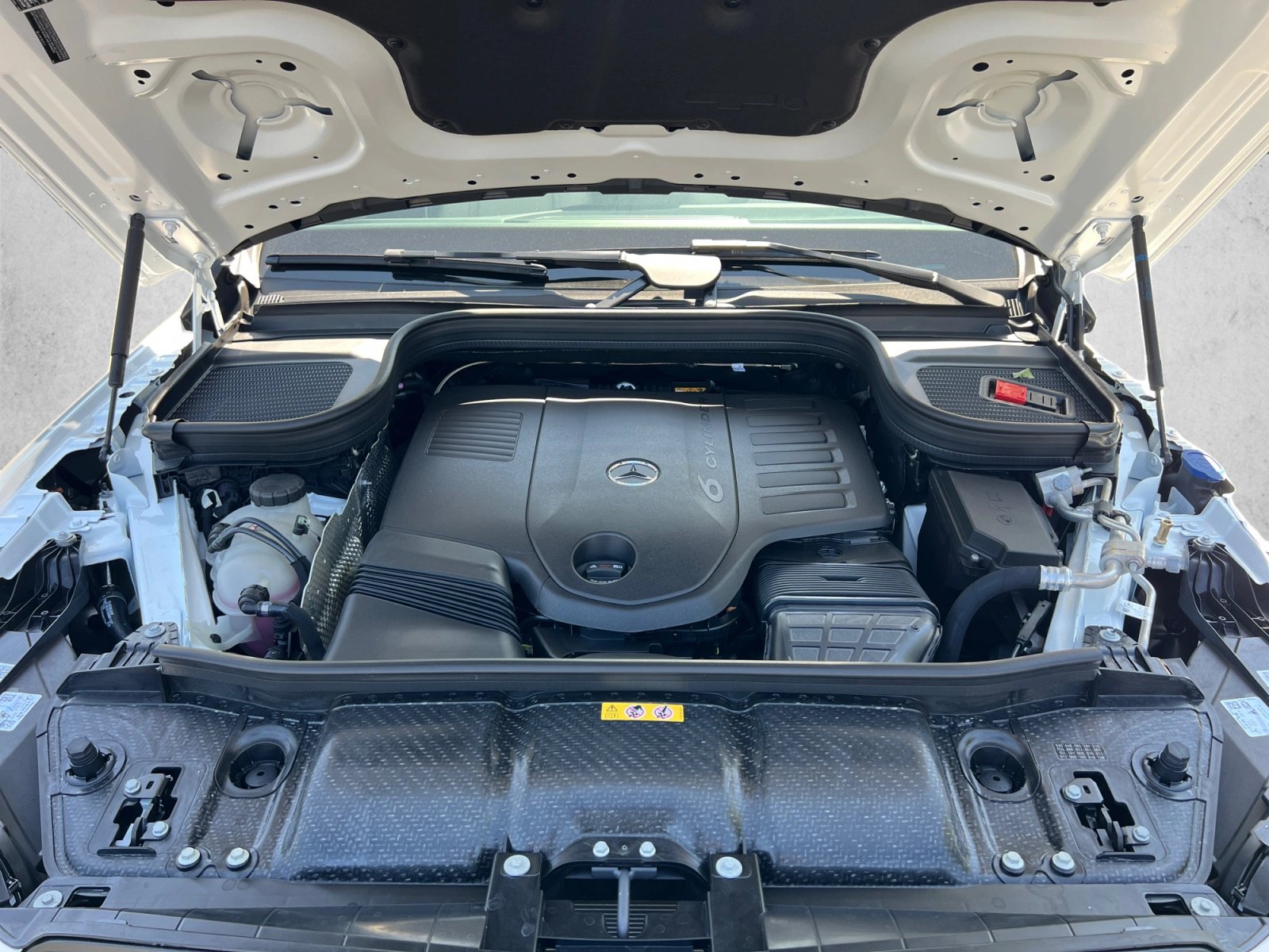 New 2026 Mercedes-Benz GLE 450 4MATIC Coupe image 18