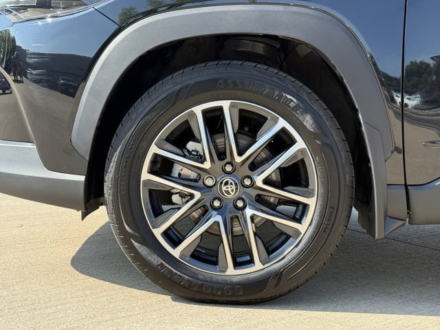 Certified 2026 Toyota Corolla Cross XLE w/ Convenience Package FWD image 10
