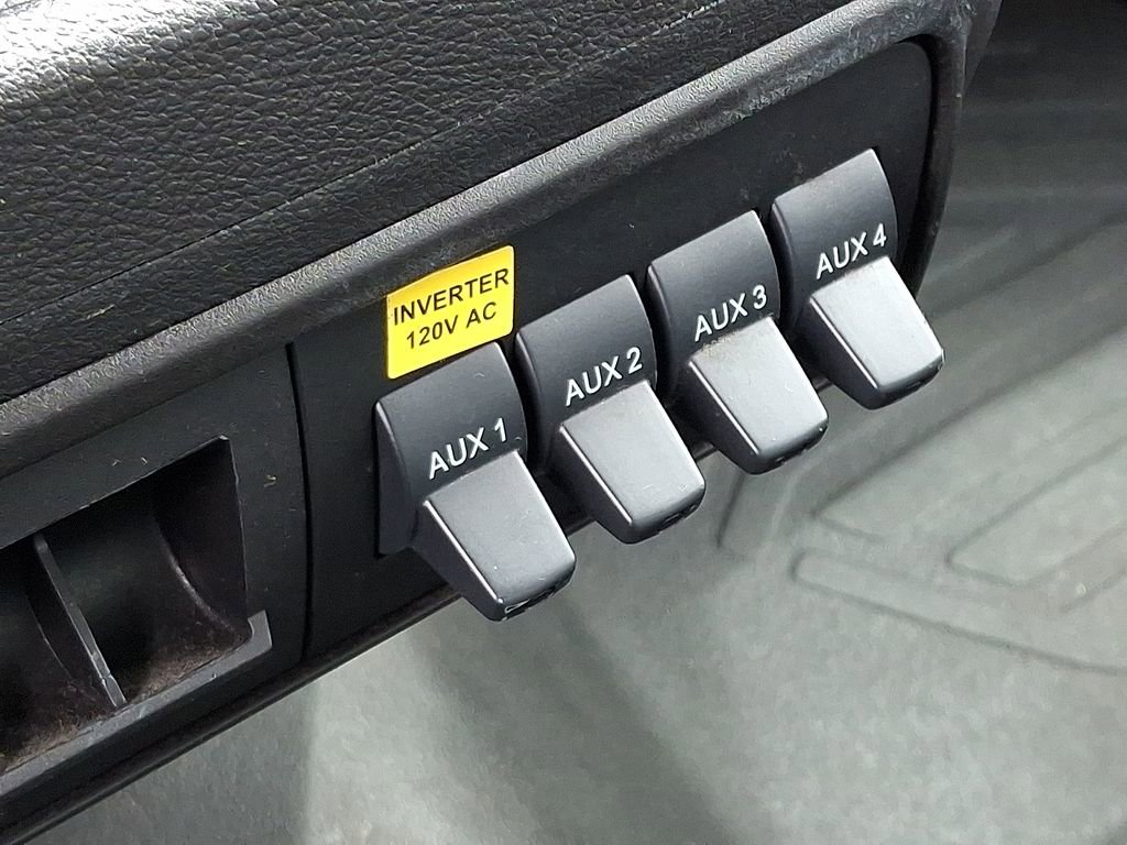Used 2018 Ford Transit 250 148 Low Roof RWD image 26
