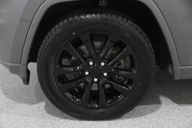 Used 2021 Jeep Grand Cherokee Laredo X AWD/4WD image 23