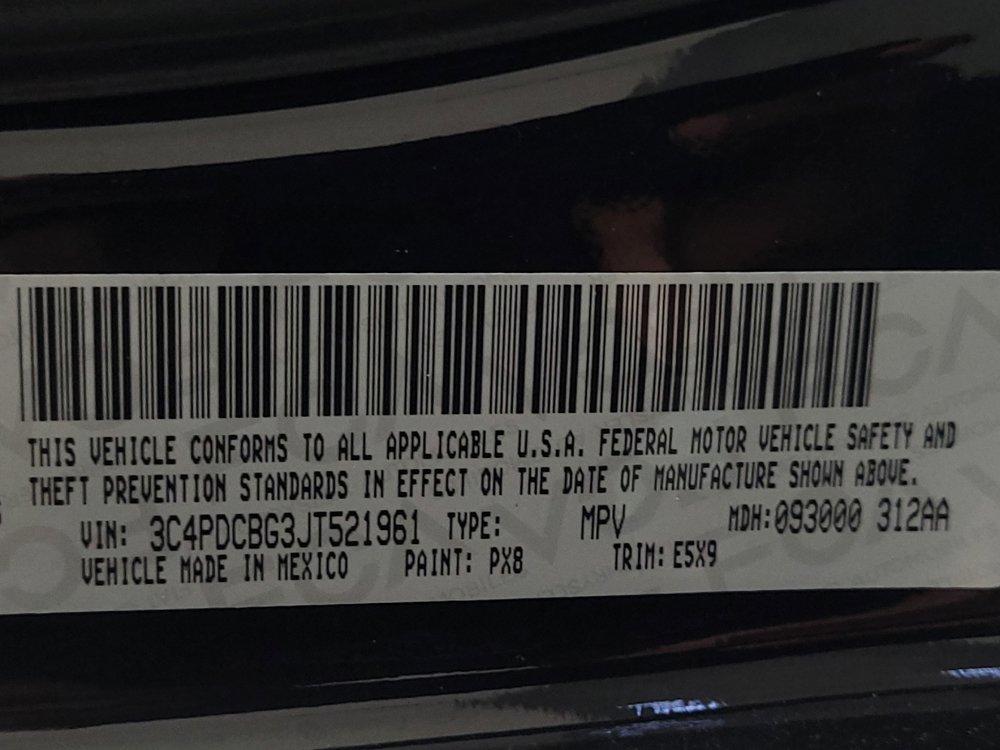 Used 2018 Dodge Journey SXT w/ Blacktop Package FWD image 33
