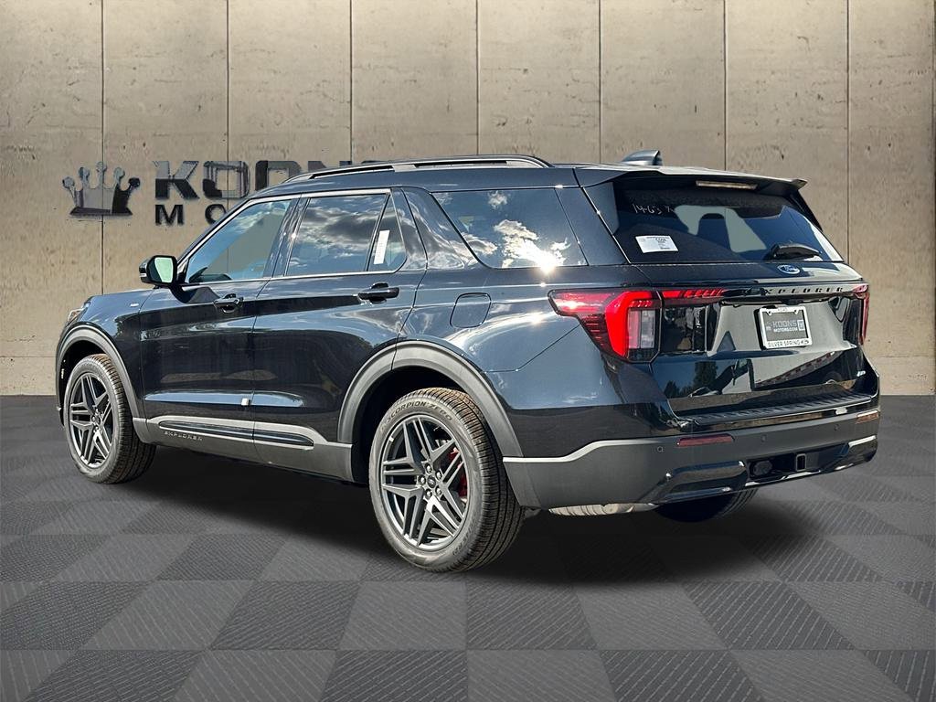 New 2025 Ford Explorer ST-Line w/ Premium Package image 6