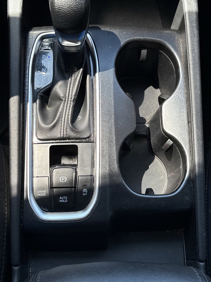 Used 2020 Hyundai Santa Fe SEL image 25