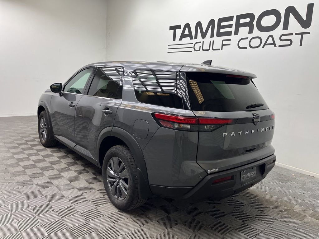 Used 2024 Nissan Pathfinder S image 8