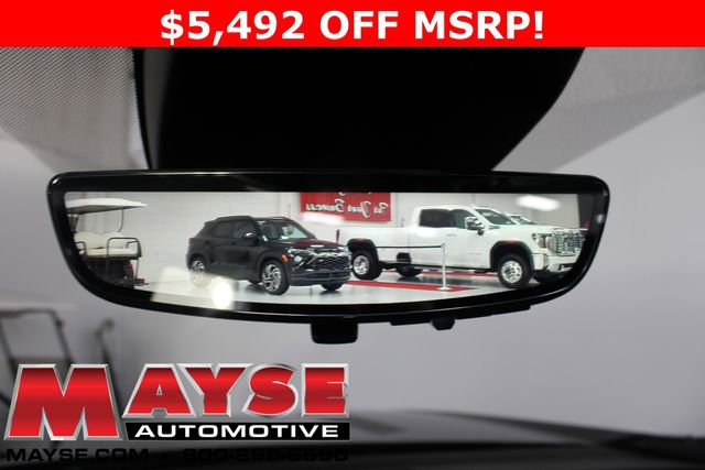 New 2026 GMC Yukon XL AT4 Ultimate image 3