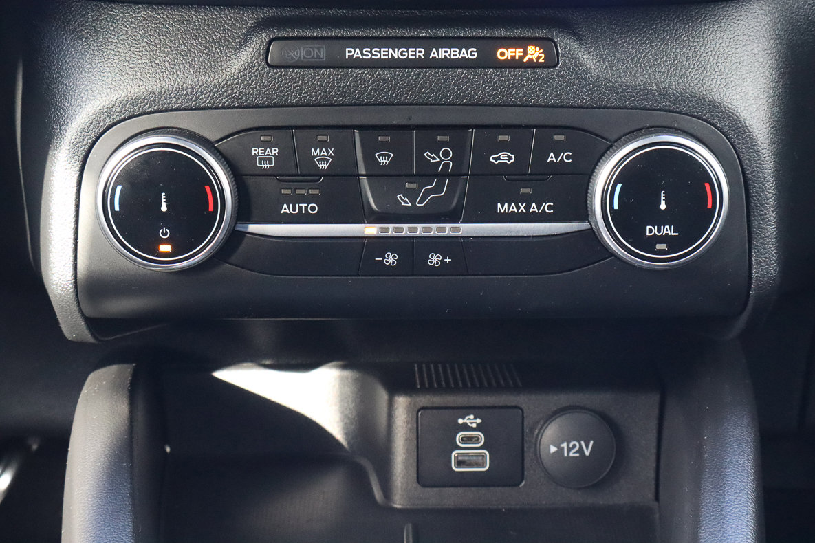 Used 2025 Ford Escape ST-Line AWD/4WD image 11