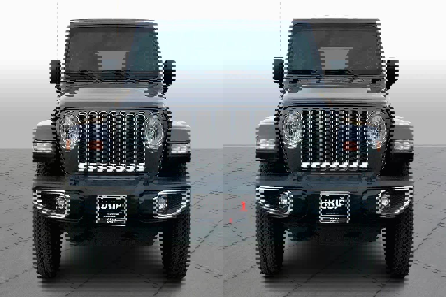 Used 2022 Jeep Wrangler Unlimited Sahara image 5