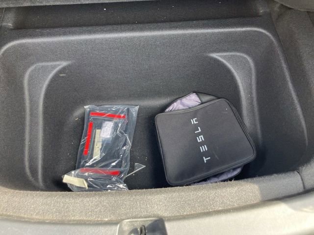 Used 2023 Tesla Model Y Long Range image 30