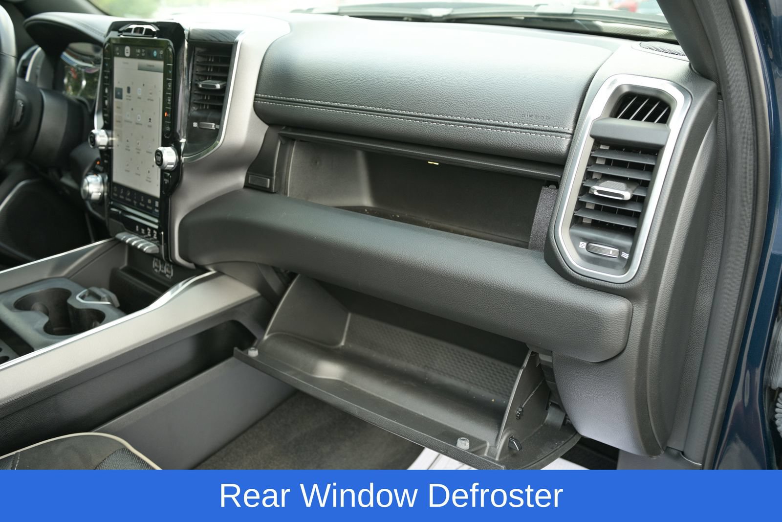 Used 2023 RAM 1500 Laramie AWD/4WD image 38