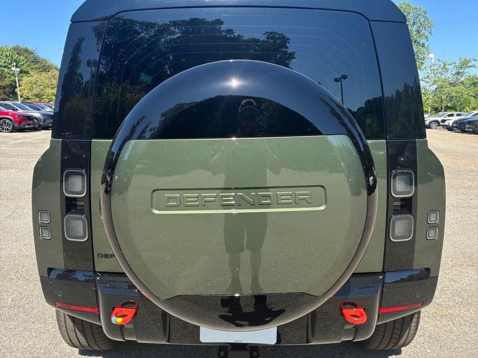 New 2026 Land Rover Defender 110 X AWD/4WD image 14