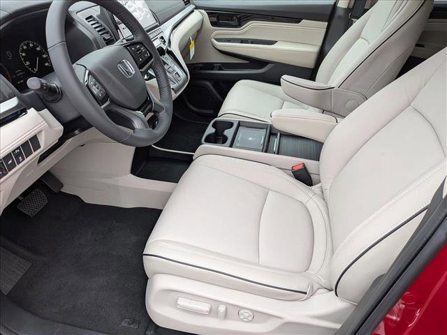 New 2026 Honda Odyssey Touring image 18