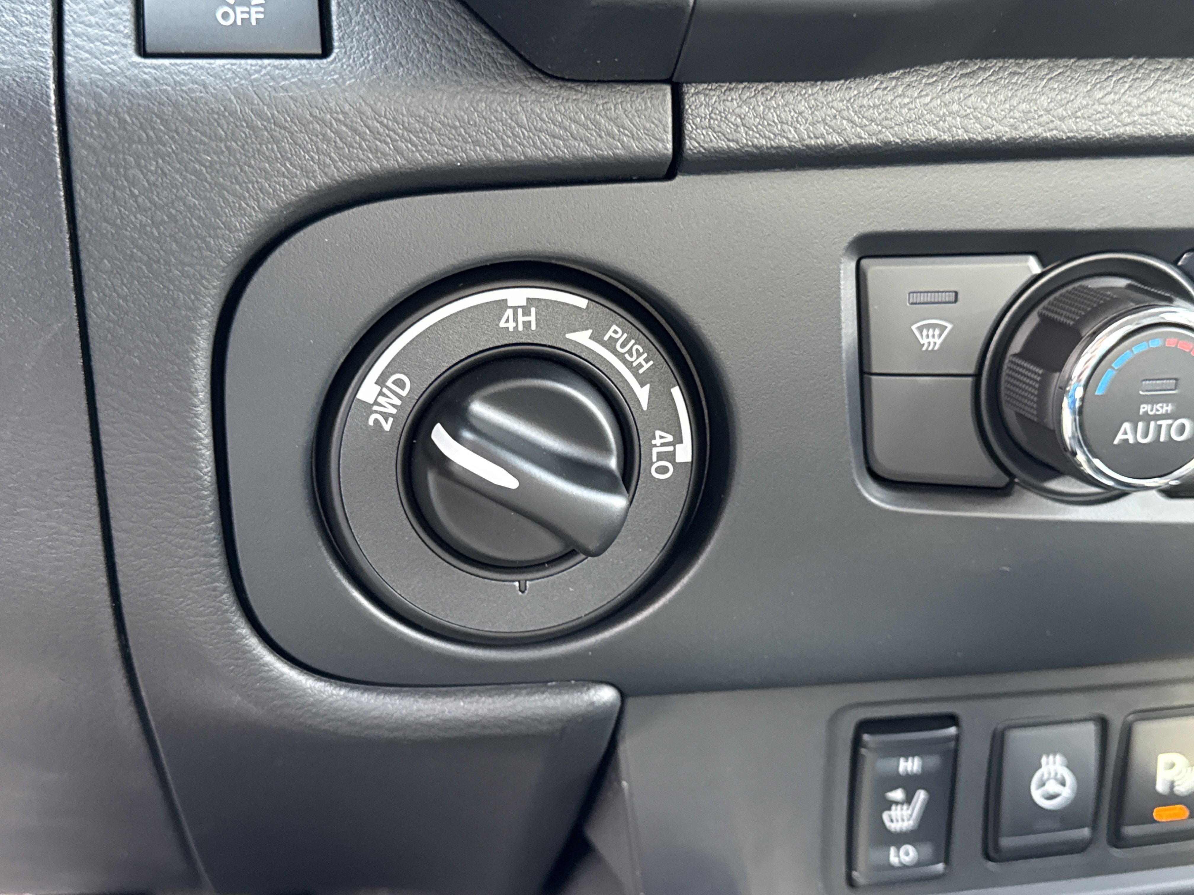 New 2026 Nissan Frontier SV w/ All-Weather Content Package AWD/4WD image 21
