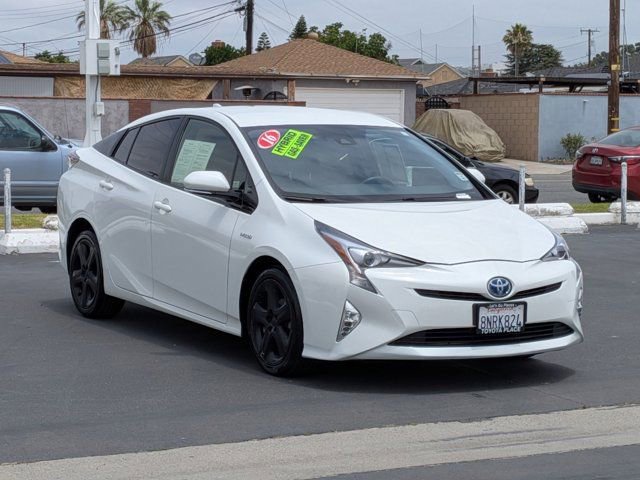 Used 2016 Toyota Prius Three Touring FWD image 3