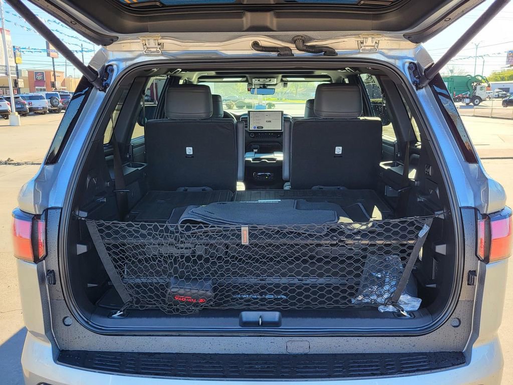 Used 2026 Toyota Sequoia Capstone image 12