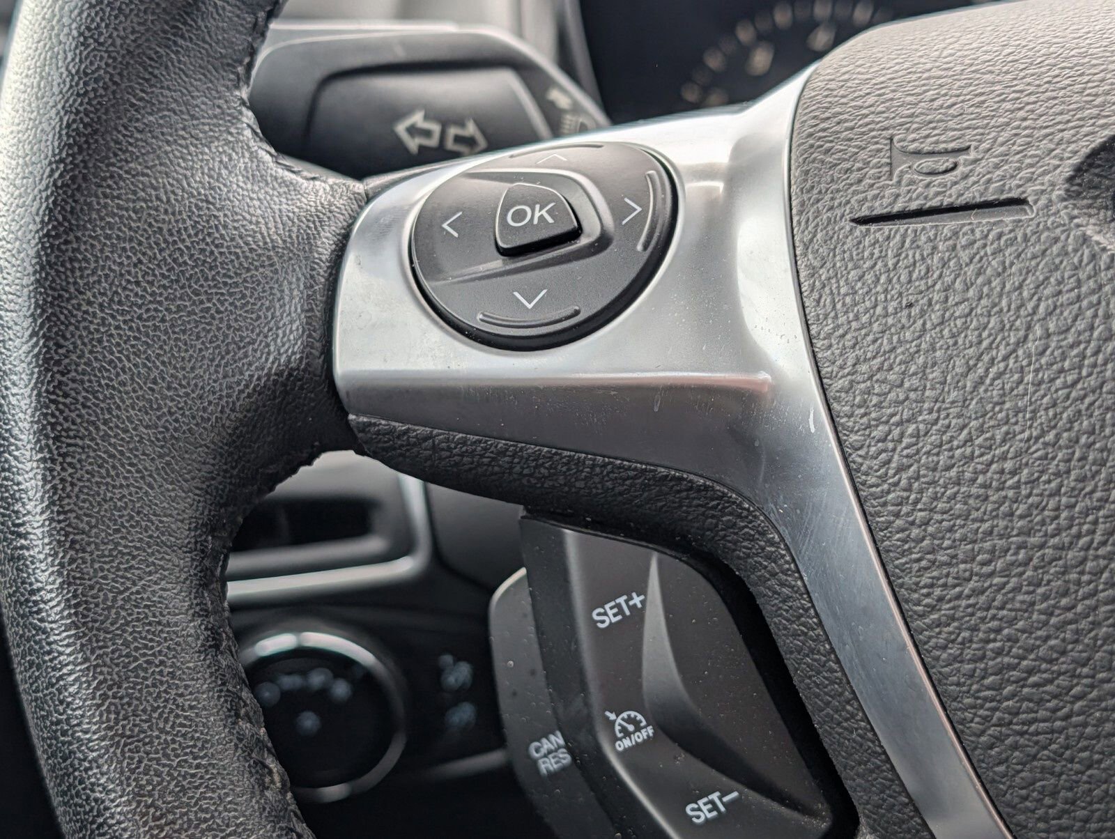 Used 2014 Ford Focus Titanium image 33