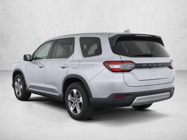 Used 2023 Honda Pilot EX-L image 5