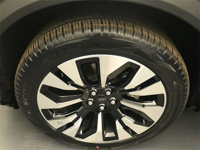 New 2026 Ford Explorer Platinum w/ LUX Leather Package image 16