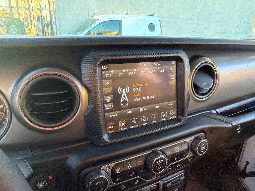Used 2023 Jeep Wrangler Unlimited Sport w/ Sun And Sound Package AWD/4WD image 34