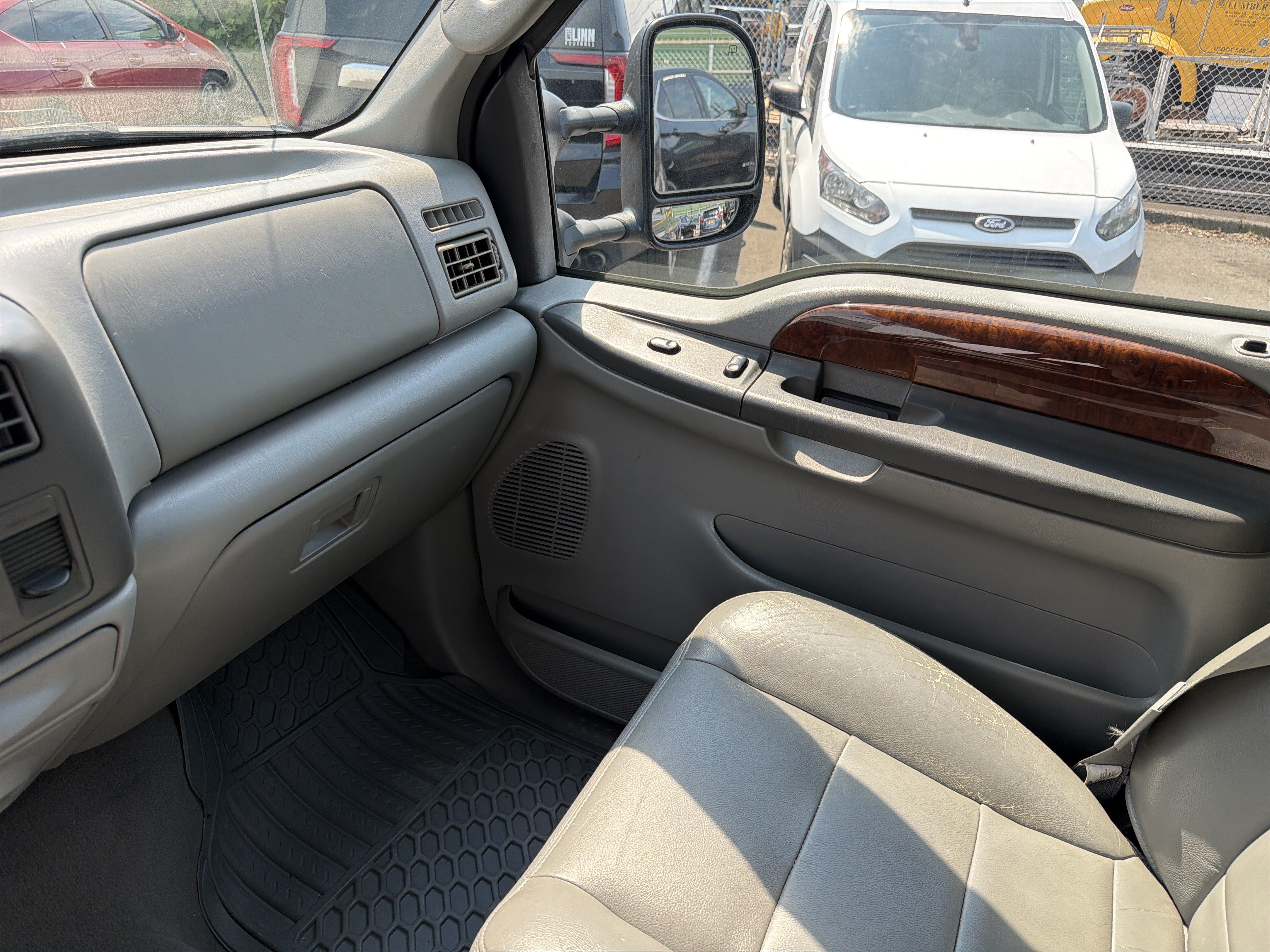 Used 2004 Ford F250 4x4 SuperCab Super Duty image 24