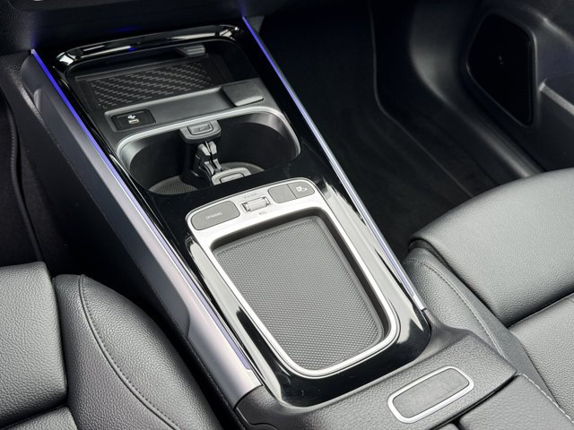 New 2026 Mercedes-Benz GLB 250 image 9