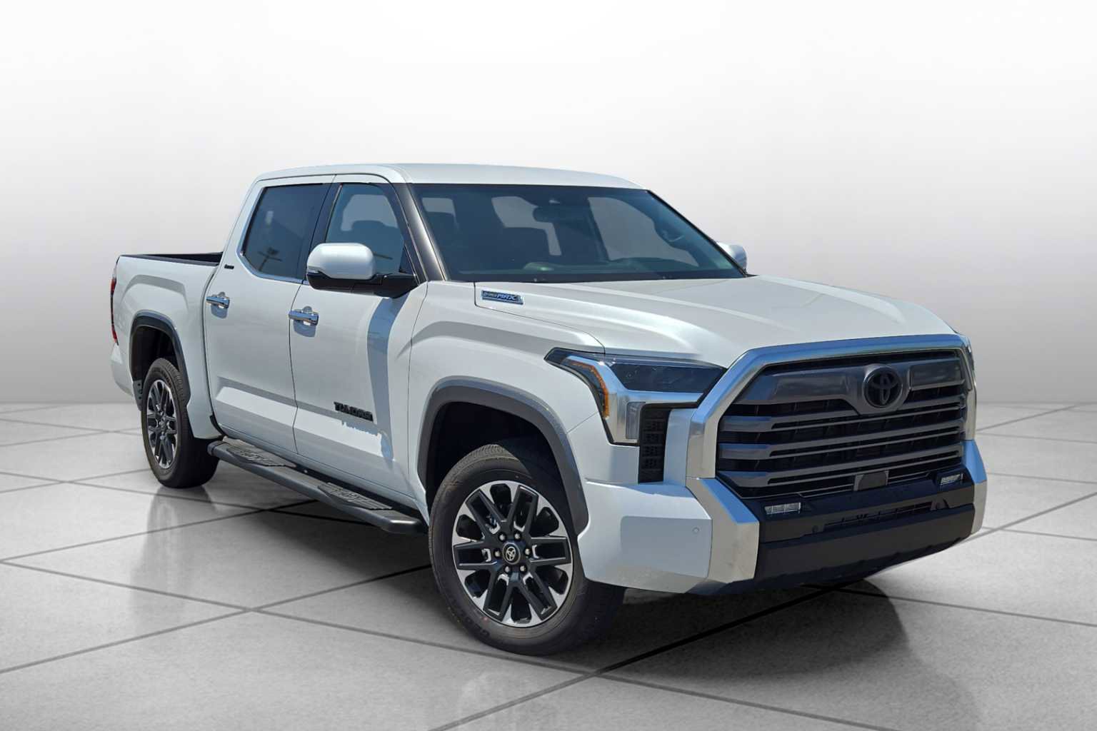 New 2025 Toyota Tundra Limited image 2