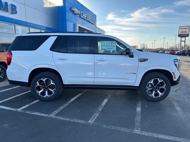 Used 2026 GMC Yukon AT4 w/ AT4 Premium Package AWD/4WD image 7